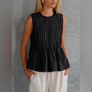 Black Pleated Peplum Sleeveless Blouse Tank Top - Y2K Babydoll Style